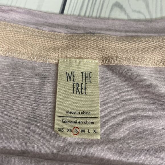 We the Free Voyage V-Neck Hi-Low Tee - Picture 13 of 14